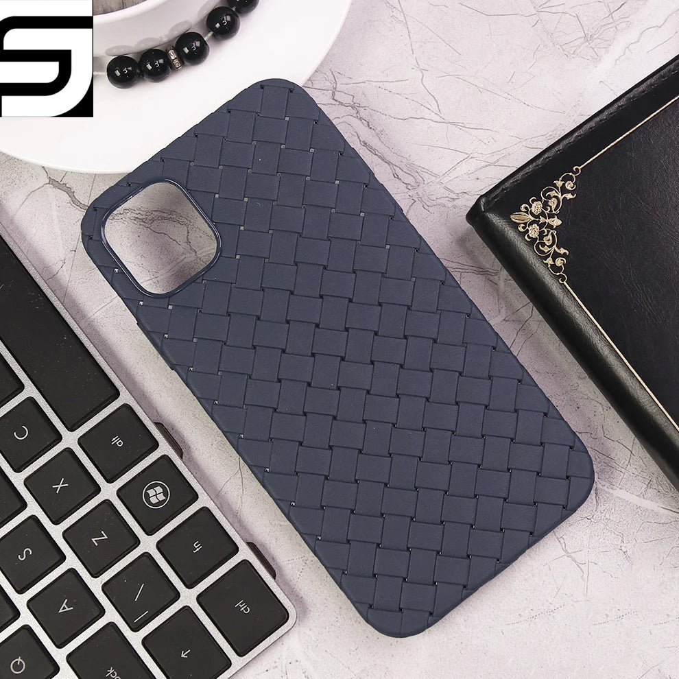 customise cases in pakistan