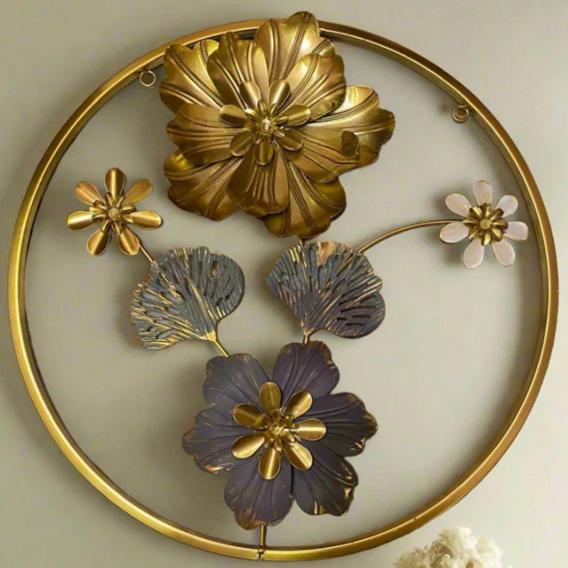 Imported Premium Quality Metal Flower Frame  Elegant Decorative Wall Art - Futurestore.pk