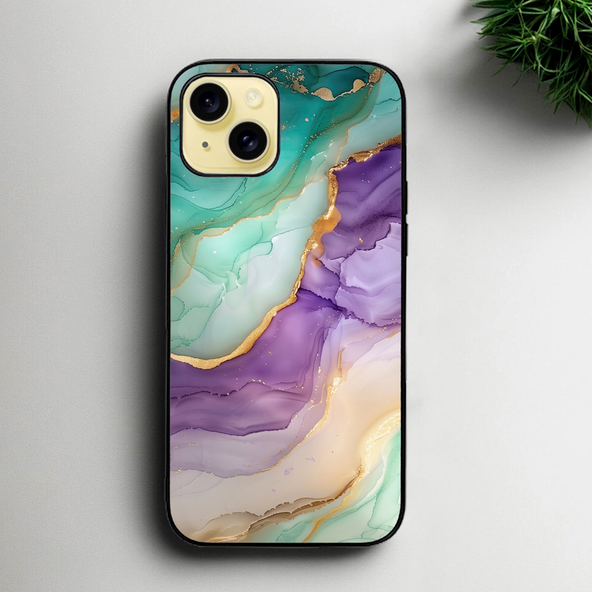 customise cases in pakistan
