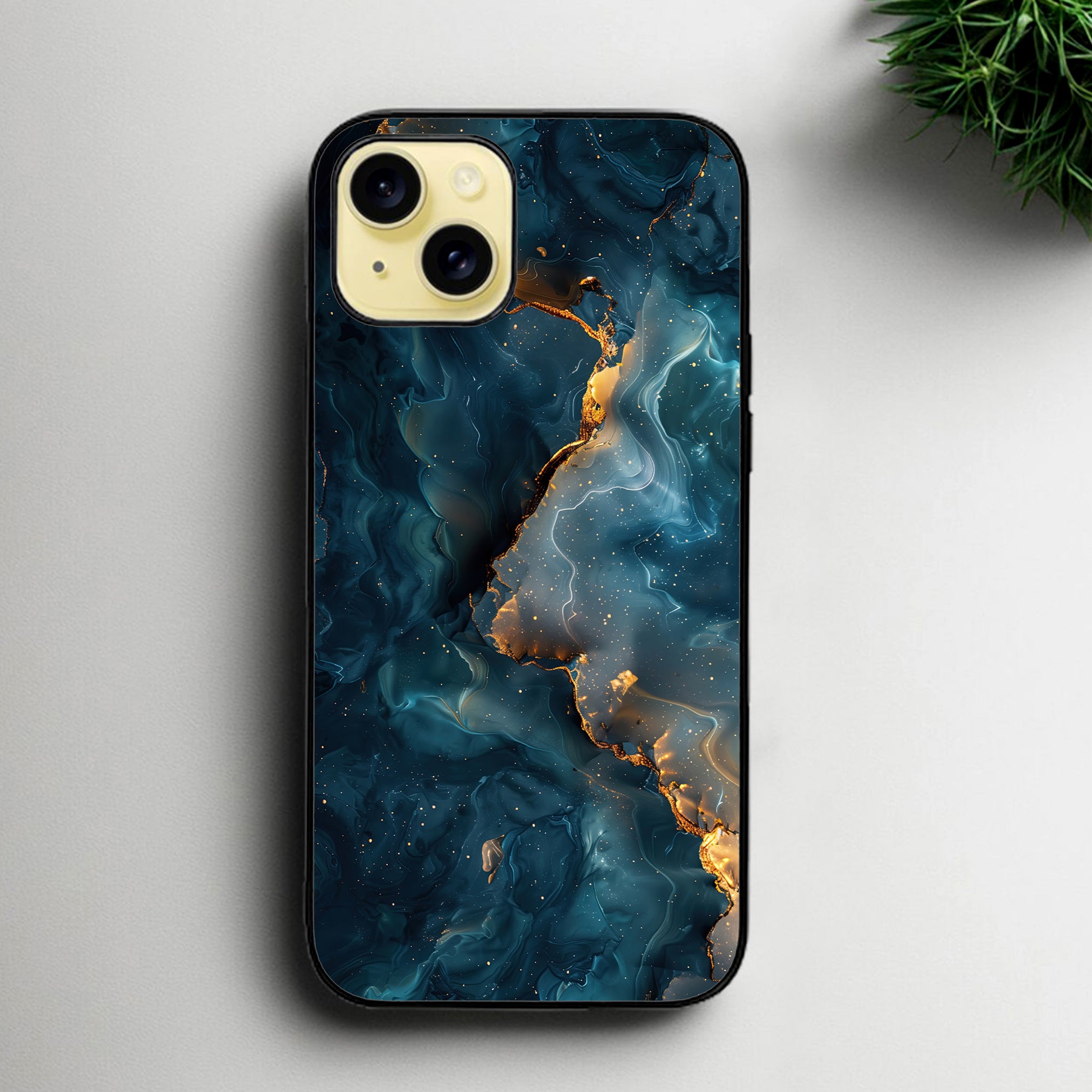 customise cases in pakistan