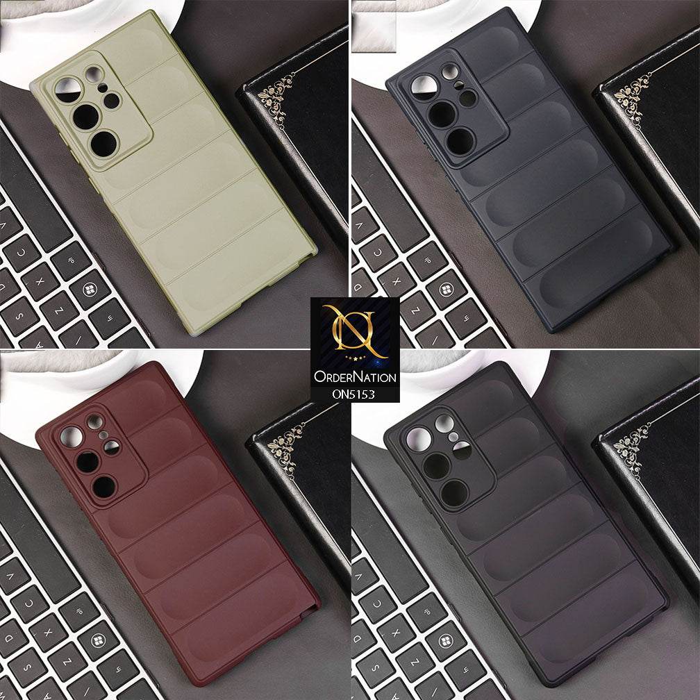 Samsung Galaxy S24 Ultra Cover - Light Gray - Soft TPU, Drop-Proof, Shockproof, Protective Case