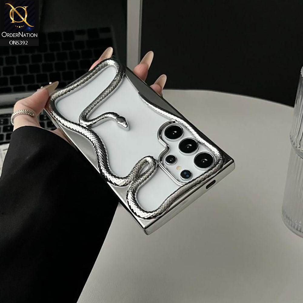 Samsung Galaxy S24 Ultra Cover - Silver - New 3D Olige Hollow Shiny Plating Heat Dissipation Soft Casee