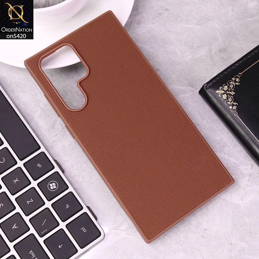 Samsung Galaxy S24 Ultra Cover - Brown - New Dotted Leather Texture Soft Borders Case