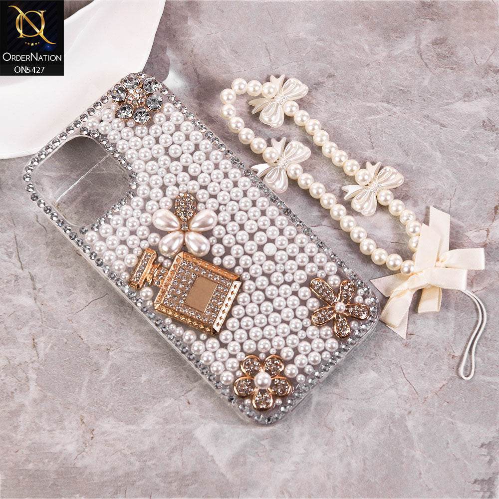 iPhone 16 Pro Max Cover - White - Luxury Women Design Diamond And Heart Pearl Case - Futurestore.pk