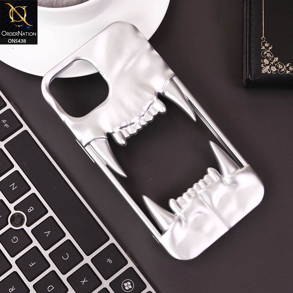 iPhone 13 Cover - Silver - Unique 3D Animal Fang Soft Case