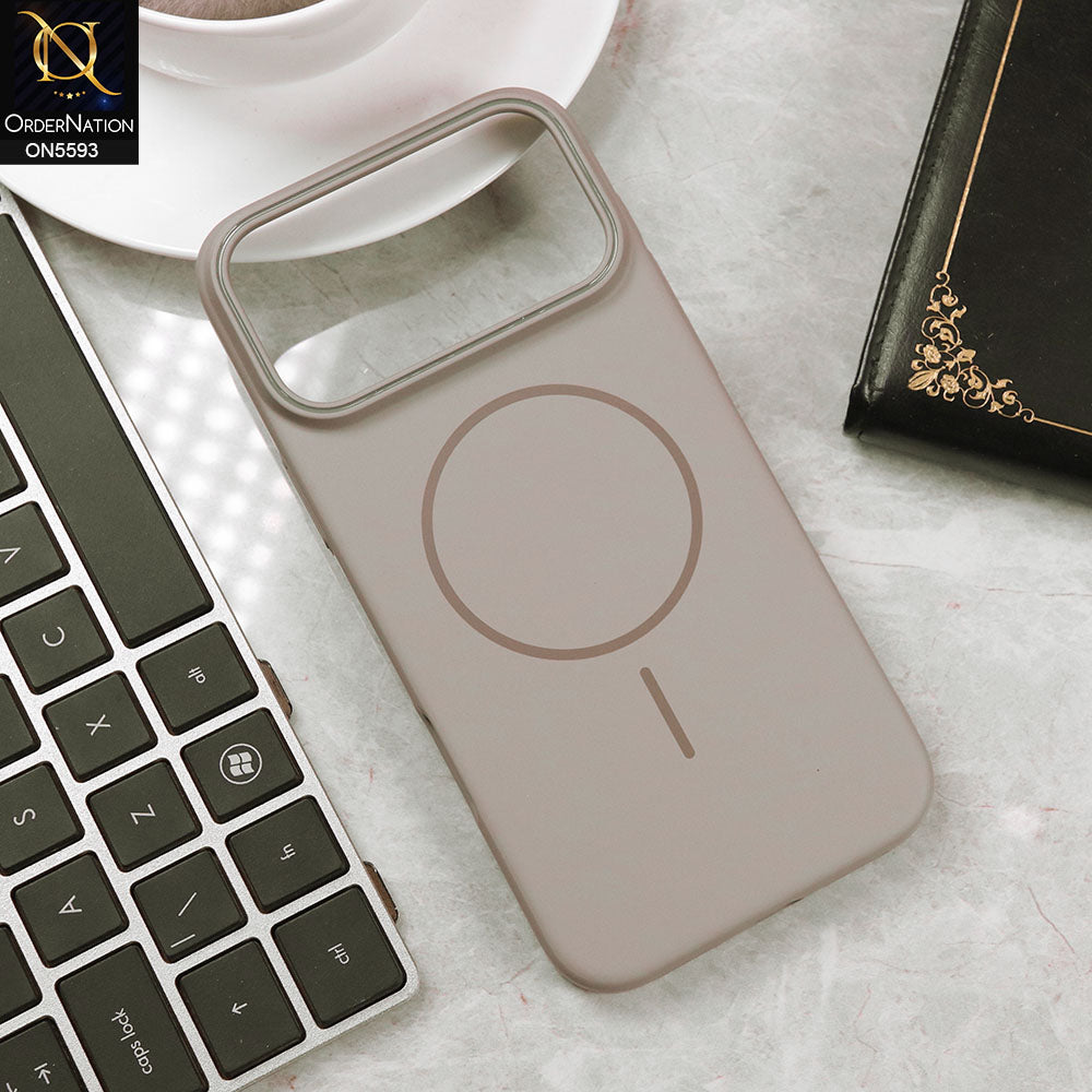 iPhone 17 Pro Max Cover - Gray - Trendy Magsafe Magnetic Hard Shell Case